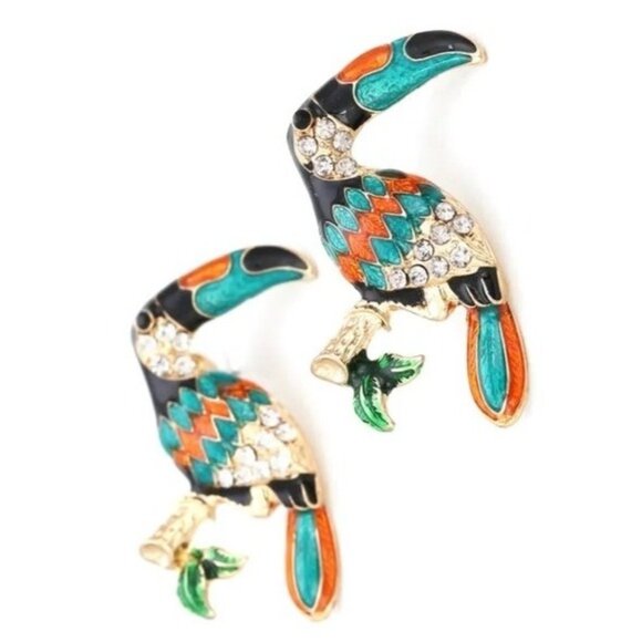 2/$24 Toucan Bird Crystal & Enamel Stud Earrings Gold-Tone Vibrant Multicolor - Picture 7 of 8